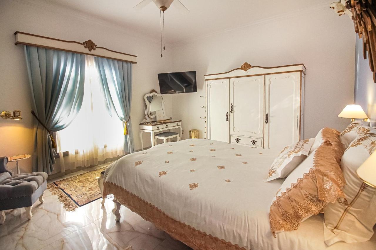 Casa Nostra Boutique Hotel Парати Экстерьер фото